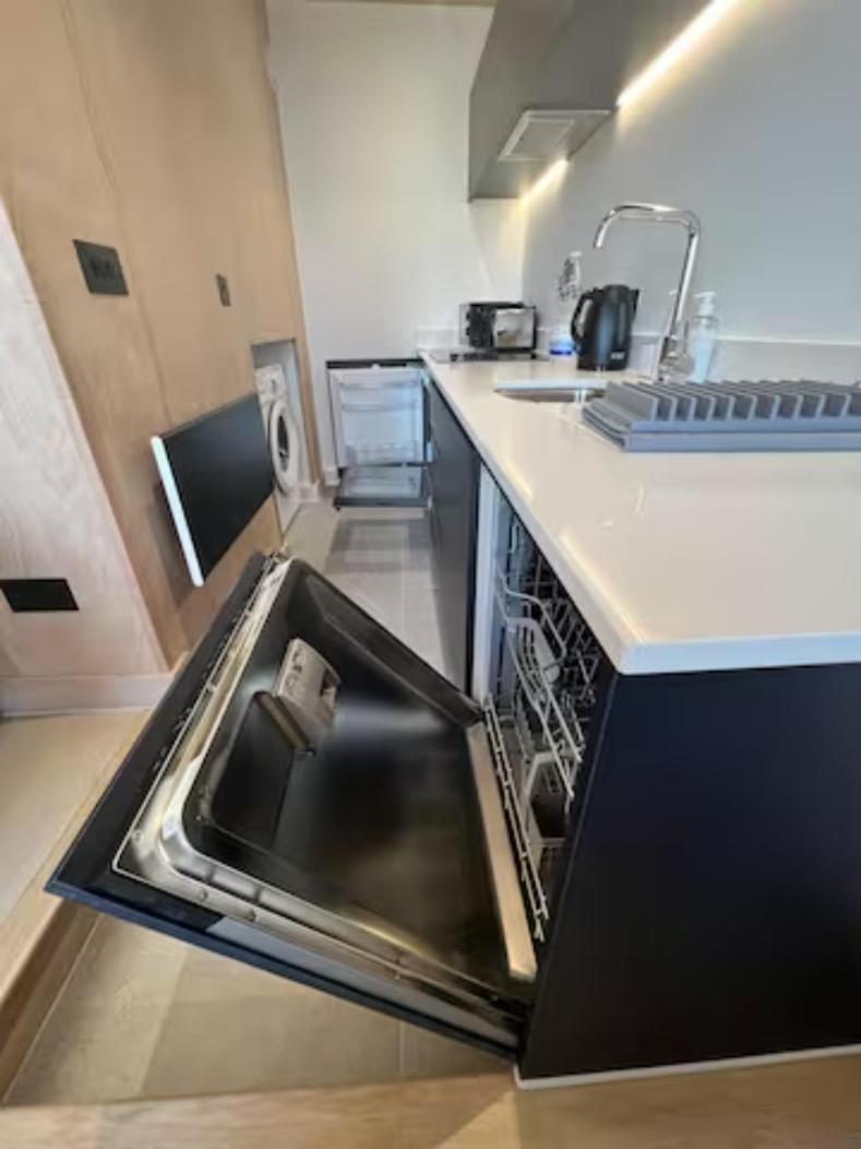 Two Bedrooms Exquisite En-Suite Apartment Deansgate Manchester Exteriör bild